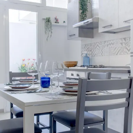 Tropical Boutique Apartmán Gallipoli